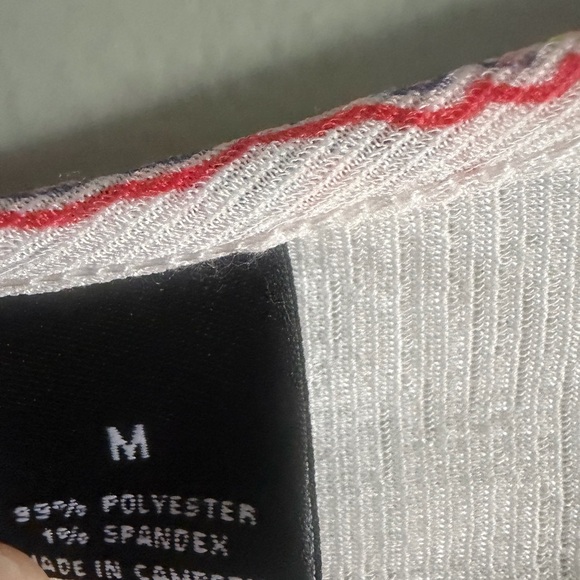 New Directions Floral Boho Peasant blouse bell split sleeves size medium - Picture 5 of 12